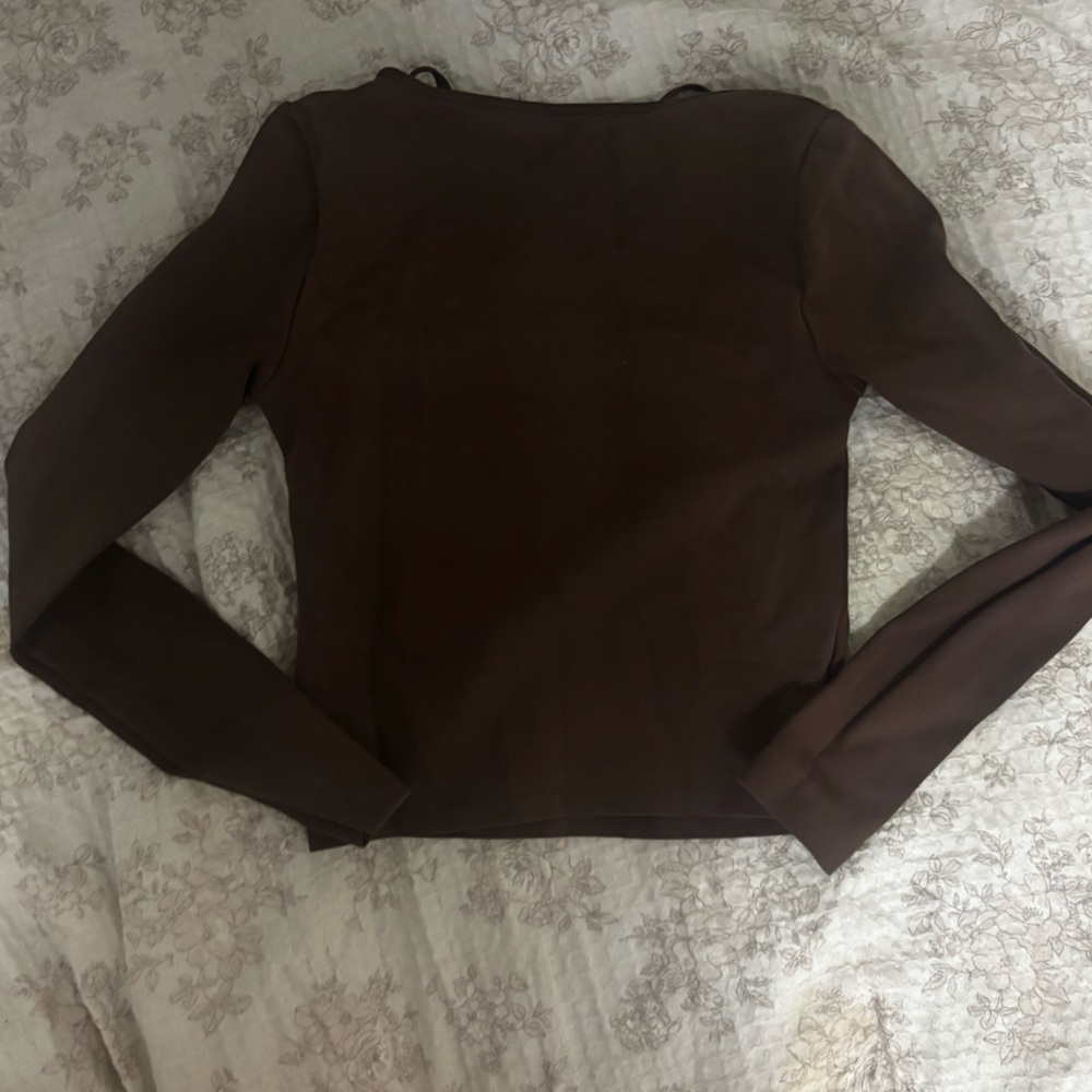 Abercrombie & Fitch Brown Strappy Square Neck Long Sleeve Crop Top - Picture 5 of 5